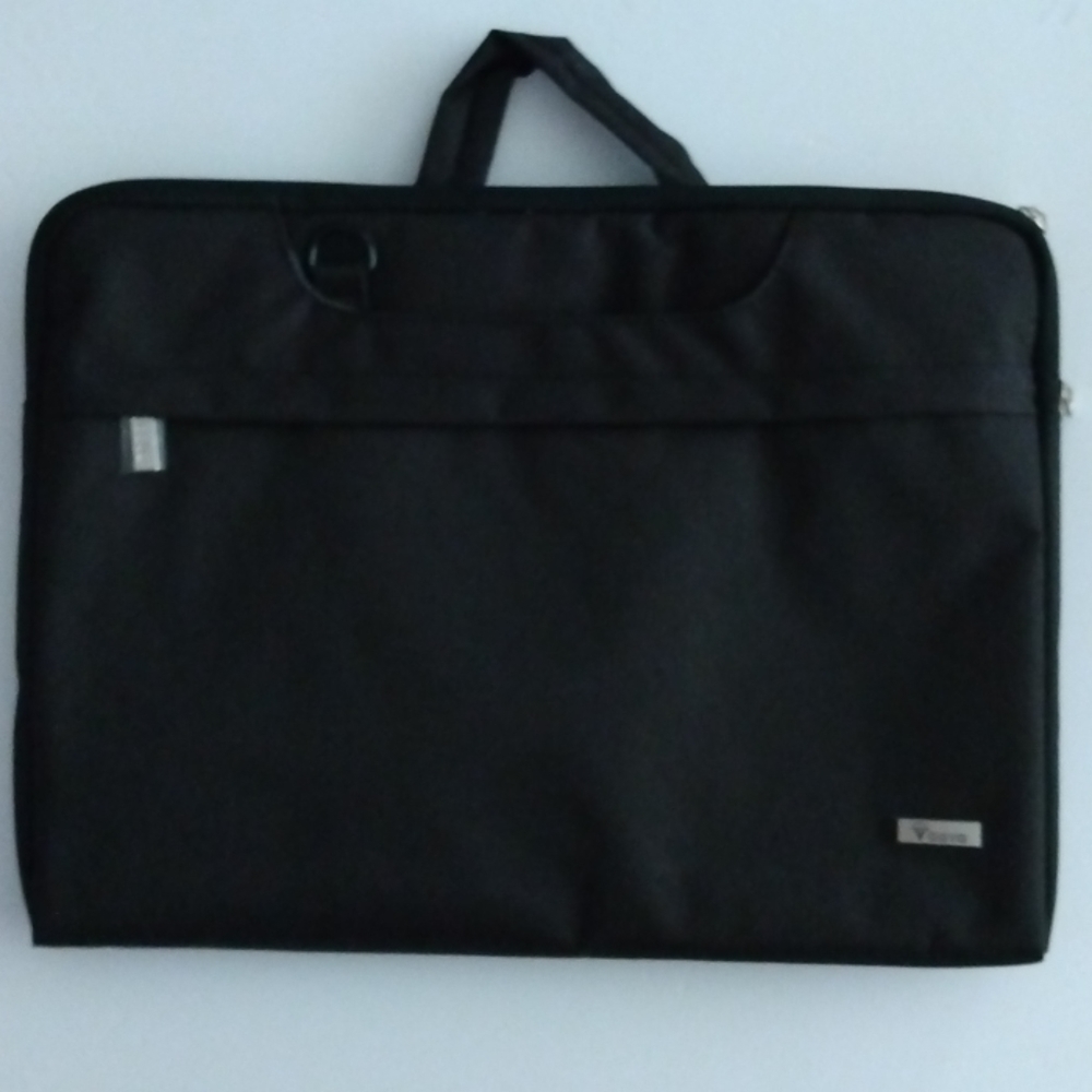 Voova Computer with Shoulder Strap NWT